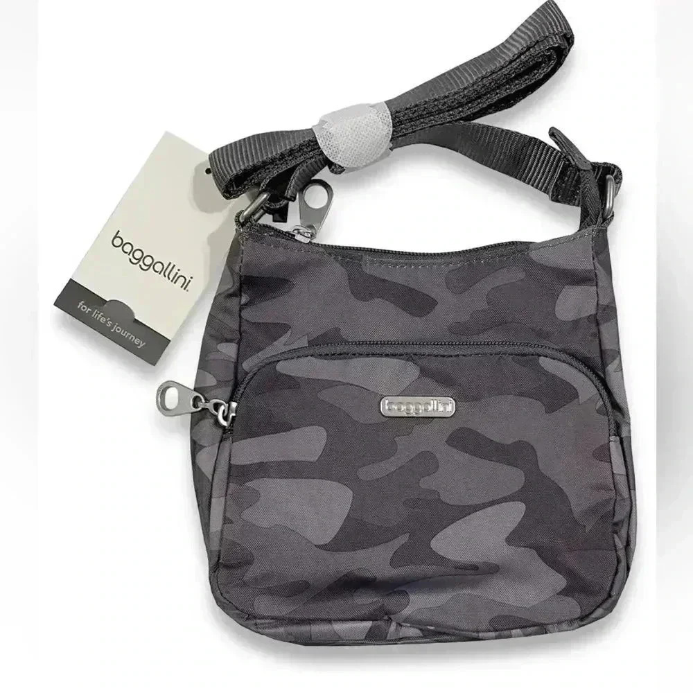 NWT Camouflage Baggallini Joey Bagg Crossbody